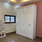 Bán nhà Tư Đình, Quận Long Biên, 77m2, nhỉnh 5 tỷ, ô tô đỗ cổng